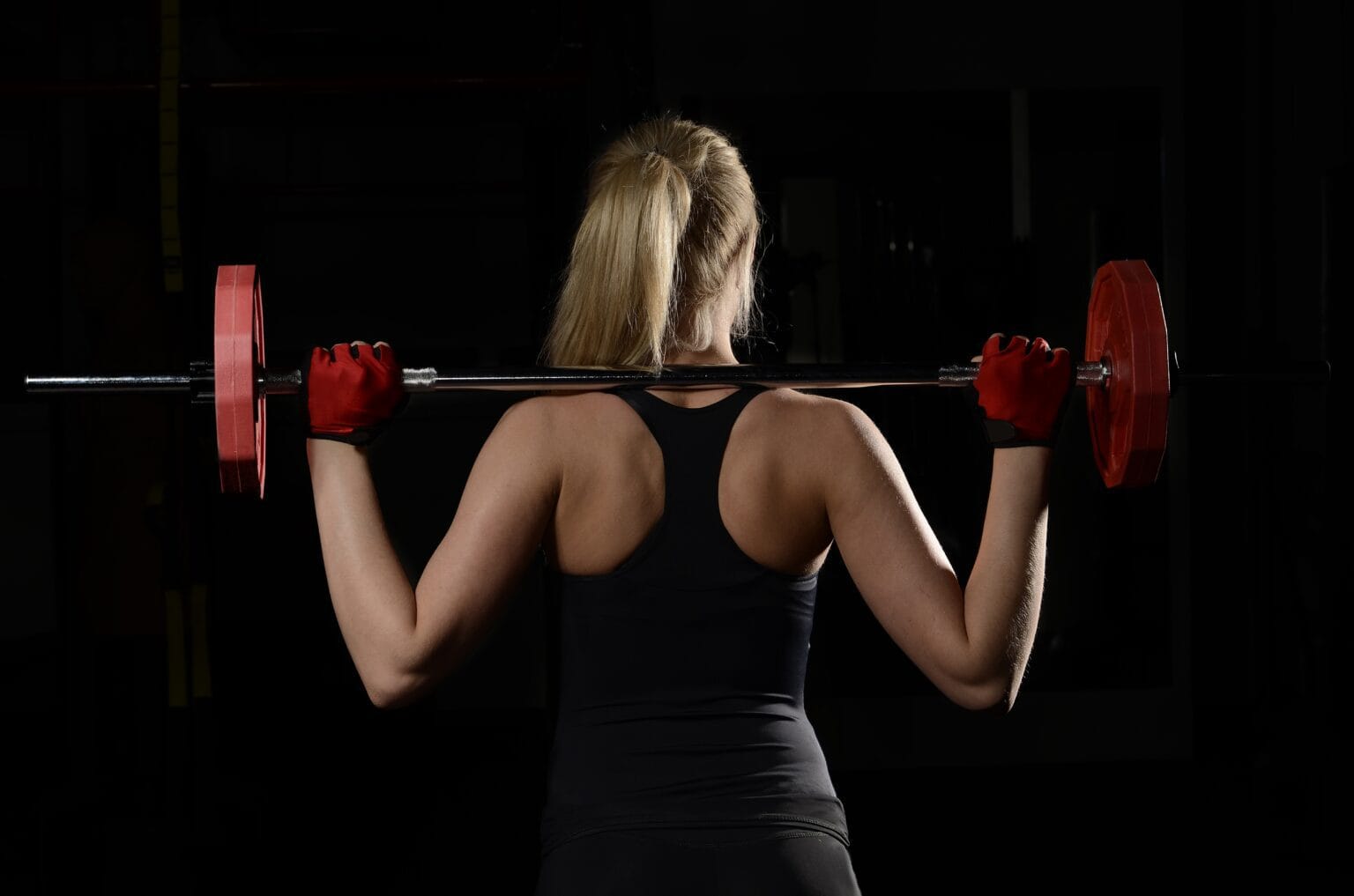 How to Remove fat off a Woman’s Back: training and nutrition
